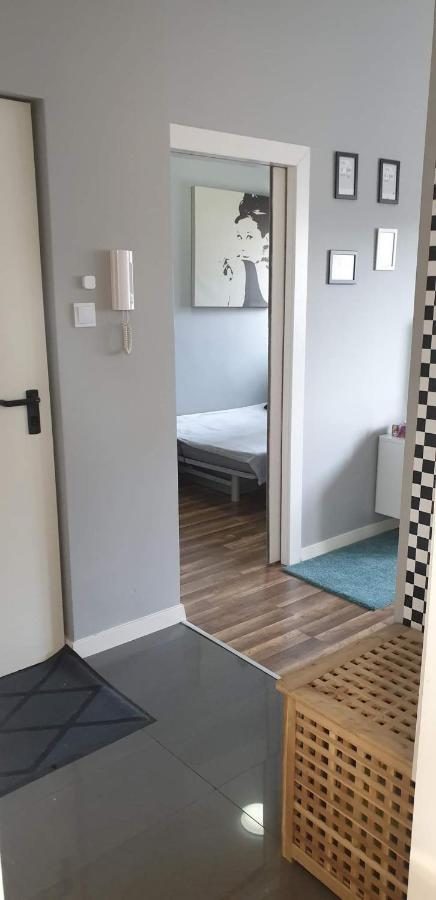 Apartament Zlota 60- ワルシャワ エクステリア 写真